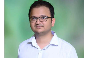 Dr. Sujeet Agrawal